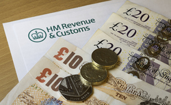Mini Budget 22: Chancellor scraps 45% top rate of income tax 